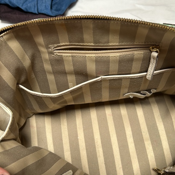 Brahmin handbag. Has some marks and signs of use. - Picture 4 of 10